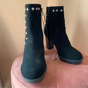 Andiamo ~ Black Booties